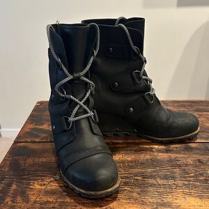 Sorel Joan of Arctic Black Leather Wedge Boots